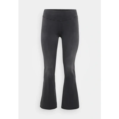 Afbeelding van ONLY CARMAKOMA CARROYAL MID WAIST FLARED LEGGING NOOS Dames Jeans