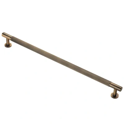 Afbeelding van Fingertip Designs Meubelgreep &quot;Lines&quot; 320mm Antiek Messing