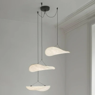 Afbeelding van New Works LED hanglamp Tense, wit, Ø 152 cm, 3 lamps