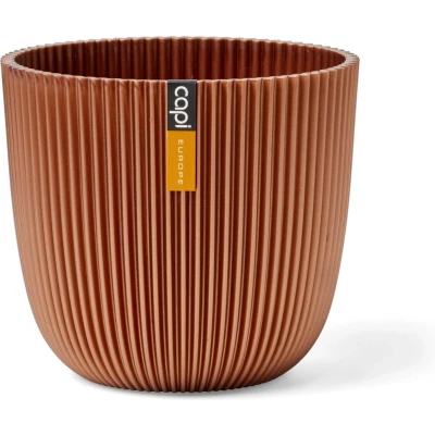 Afbeelding van Capi Europe Bloempot bol Groove &#039;made with&#039; afval 17x15 Koper voor binnen en buiten ‘Made with’ Gemaakt van gerecycled materiaal Levenslang garantie IGMC533