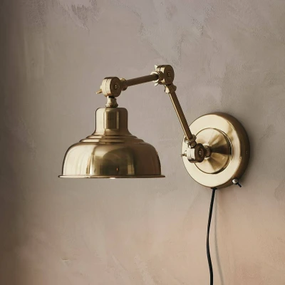 Afbeelding van Wandlamp Grimstad, antiek messing, ijzer, stekker