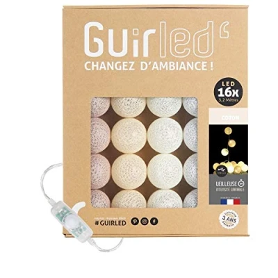 Afbeelding van GuirLED Lichtketting met bolletjes van katoen, USB, 2 uur nachtlampje voor baby&#039;s, incl. A dubbele USB adapter, 3 intensiteiten, 16 bolletjes, 1,6 m, Coton