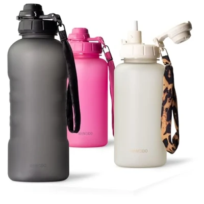 Afbeelding van MAMEIDO Drinkfles, 2 l, met rietje en motivatietijdmarkering, sportfles polsband, waterdichte kinderfles, BPA vrije waterfles, waterfles (koolstofgrijs)