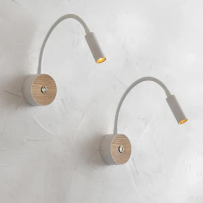 Afbeelding van ouglres Leeslampen met schakelaar, industriële witte houten wandlamp, 360 graden draaibaar, bedlampje voor slaapkamer, hal, badkamer, hotel, set van 2