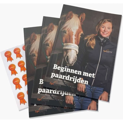 Afbeelding van Harry&#039;s Horse Boek Beginnen met paardrijden van Equitraining Aantal Kleurloos