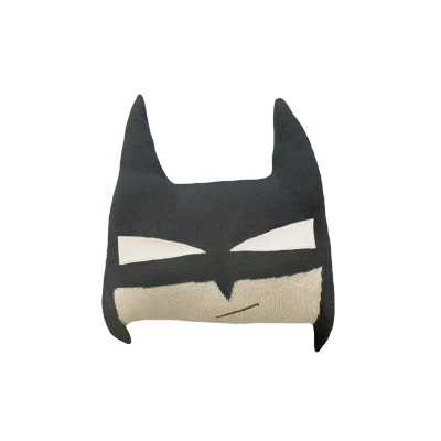 Afbeelding van Lorena Canals Batboy Gebreid Kussen 30x35 cm