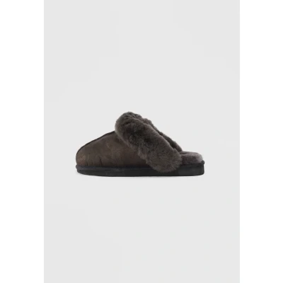 Afbeelding van Shepherd 468 Jessica Dames pantoffels 610 Mat Zwart