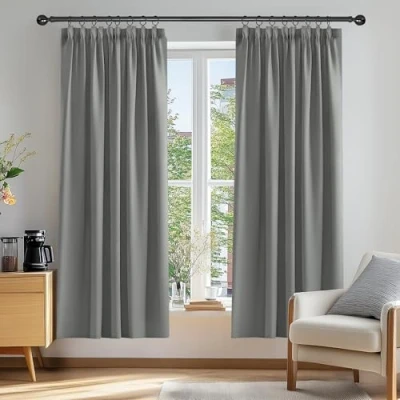 Afbeelding van Deconovo Set van 2 gordijnen voor ramen, huis, ondoorzichtig, woonkamer, rimpelband, keuken, eetkamer, gordijn, slaapkamer, deur, thermisch, 107 x 213 cm, balkon, buiten, lichtgrijs