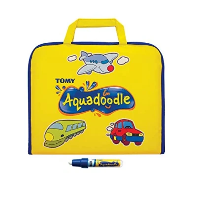 Afbeelding van Aquadoodle TOMY T72369 Tekenkoffer, rood, zonder vlekken, spelletjes voor kinderen, reisformaat, geschikt kinderen van 18 maanden+