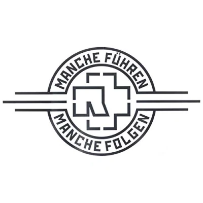 Afbeelding van Rammstein Autosticker &quot;Mouw Führen Manche Folgen&quot; Zwart Officieel groepsproduct (buitensticker) 69 x 38 cm Voor achterruit