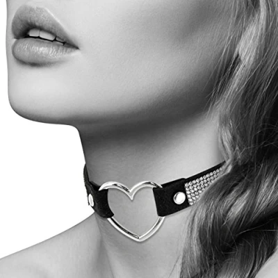 Afbeelding van Bijoux Pour Toi Halsband met Hartje en Steentjes Verstelbaar Zwart