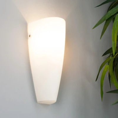 Afbeelding van Lindby wandlamp 1licht glas, metaal H: 30 cm E27 opaal wit, gesatineerd nikkel