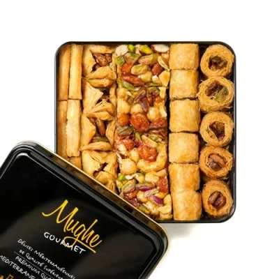 Afbeelding van Mughe Gourmet Elegante Baklava luxe gebak geschenkdoos Heerlijke Turkse pistache snoepjes 750g 52 stuks tweelaags Perfect voor verjaardag, Vaderdag dessert