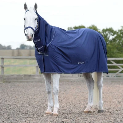 Afbeelding van Bucas Power Cooler Met Vaste Hals Navy Zilver Bovenlengte: 120 cm &amp; Onderlengte: 160