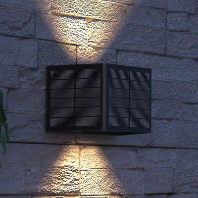 Afbeelding van Calex Caserta Solar Wandlamp Up &amp; Down Tuinverlichting Zonne energie Warm Wit Licht Zwart