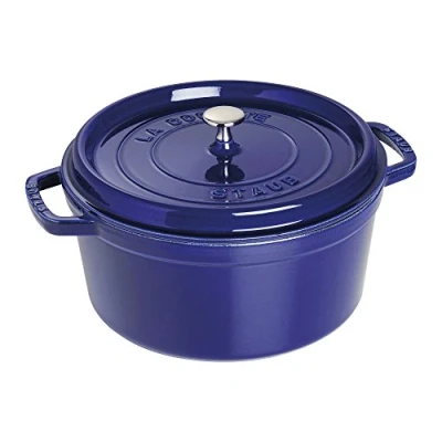 Afbeelding van STAUB Geëmailleerde gietijzeren stoofpan met deksel, voor alle warmtebronnen inclusief inductie, 5 tot 7 personen, rond, 28 cm, 6,70 l, 7,7 kg, intens blauw
