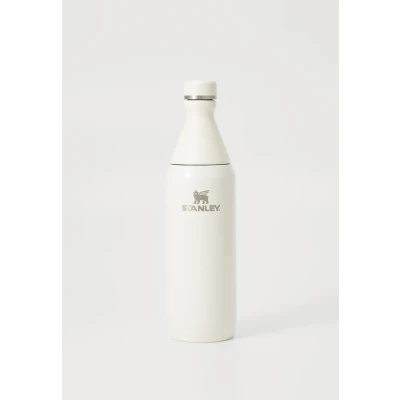 Afbeelding van Stanley PMI The All Day Slim Thermosfles 600 Ml Cream Beige Drinkflessen
