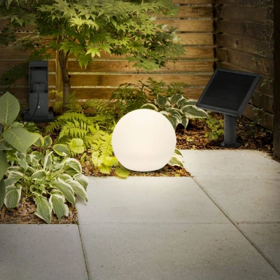 Afbeelding van LEDVANCE ENDURA HYBRID BALL Außenleuchte, Hybridleuchte, 2W, 180lm, warmweiße Lichtfarbe, 3.000K Farbtemperatur, weiß, Kunststoff, IP44 &amp; IP67 Schutzklasse, Solar Stromnetzbetrieb