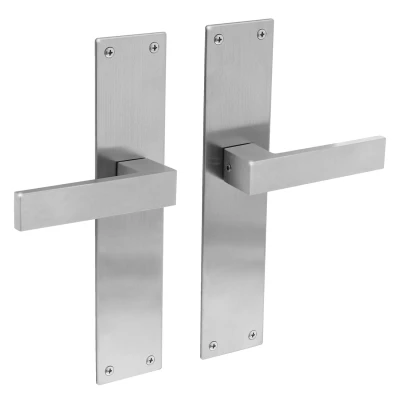 Afbeelding van Intersteel Deurkruk Amsterdam met schild 250x55x2mm blind rvs geborsteld
