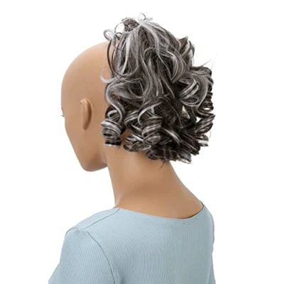 Afbeelding van CAISHA Haarstukje scrunchie updo volumineus bun rommelig krullend chocoladebruin grijs gestreept G29L