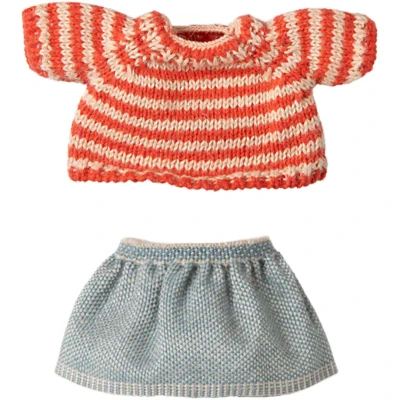 Afbeelding van Maileg poppenkleding grote zus gebreide trui en rokje 13 cm