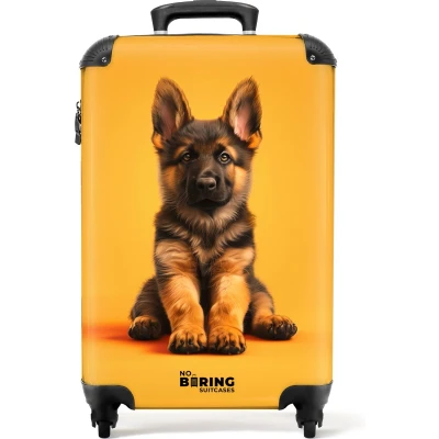 Afbeelding van NoBoringSuitcases.com® Handbagage koffer lichtgewicht Reiskoffer trolley Jonge herdershond op gele achtergrond Rolkoffer met wieltjes Past binnen 55x40x20 en 55x35x25