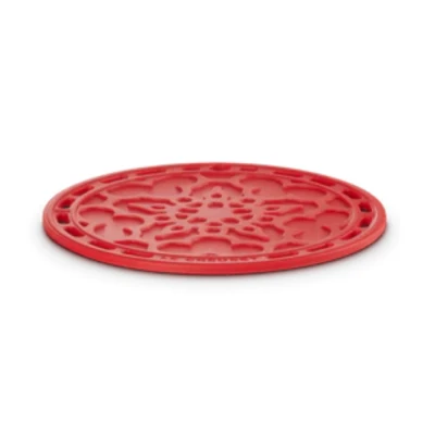 Afbeelding van Le Creuset Silicone Onderzetter In Kersenrood 20cm