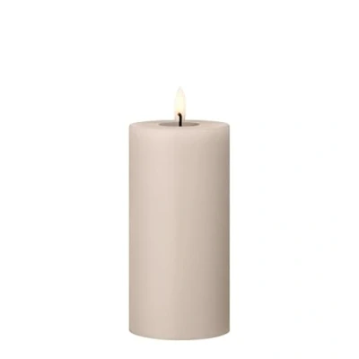 Afbeelding van Ester &amp; Erik Led Pillar kaars H15cm linen grey