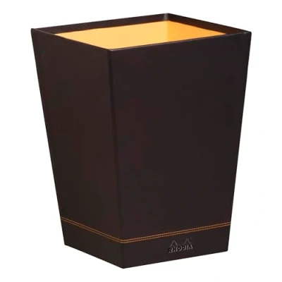 Afbeelding van RHODIA 118826C prullenbak, zwart, 24 x 32 cm, met siernaden en oranje zadel, buitenkant kunstleer, collectie Home Office Rhodiarama organisatie van kantoor opbergdesign