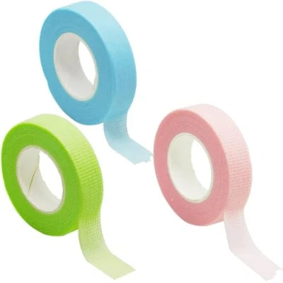 Afbeelding van Set van 3 rollen wimperverlengingstape voor wimperextensions, micropore isolatie (blauw, roze, groen)