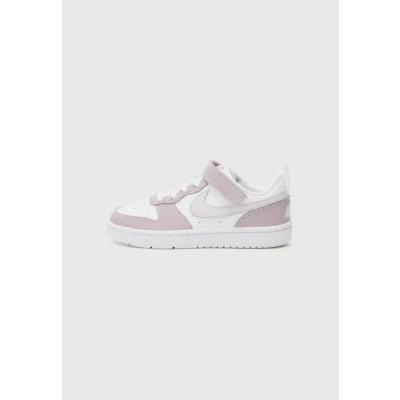 Afbeelding van Nike Sportswear Court Borough Recraft Unisex Sneakers laag voor kinderen, Maat: 34, White/venice/plum fog/white Hoogwaardig imitatieleer