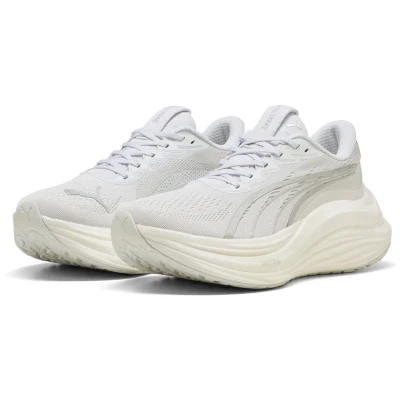 Afbeelding van MagMax NITROâ¢ hardloopschoenen voor Dames, Wit/Zilver, Maat 37,5 PUMA