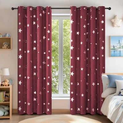 Afbeelding van Deconovo Set van 2 verduisterende gordijnen met ringen, isolerend, anti kou, sterrenmotief, 132 x 160 cm, nr. L rood