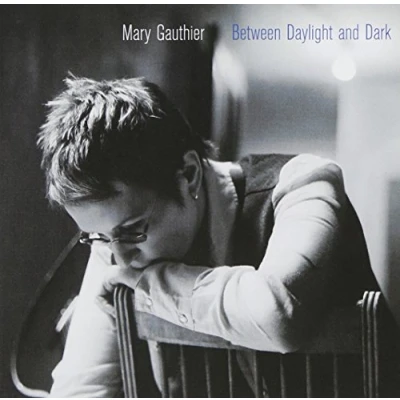 Afbeelding van Between Daylight &amp; Dark