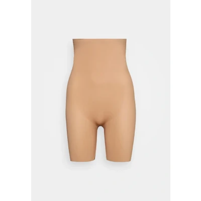 Afbeelding van MAGIC Bodyfashion dames Maxi Sexy Hi Bermuda corrigerende short in de kleur Hazelnootbruin, maat: L