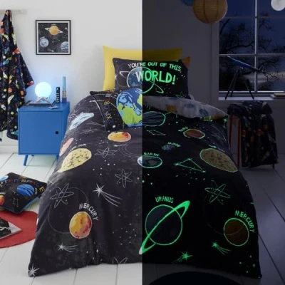 Afbeelding van Bedlam Outer Space Glow in the dark beddengoed tweepersoonsbed zwart