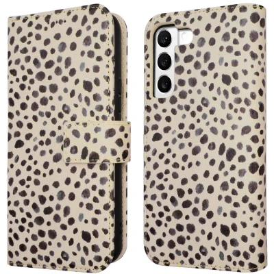 Afbeelding van iMoshion Hoesje Geschikt voor Samsung Galaxy S22 Met Pasjeshouder Design Bookcase smartphone Meerkleurig / Black And White Dots