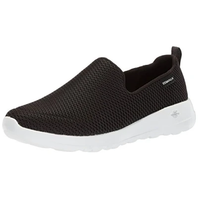 Afbeelding van Skechers Go Walk Joy 15600 wandelschoenen voor dames, Zwart en wit.