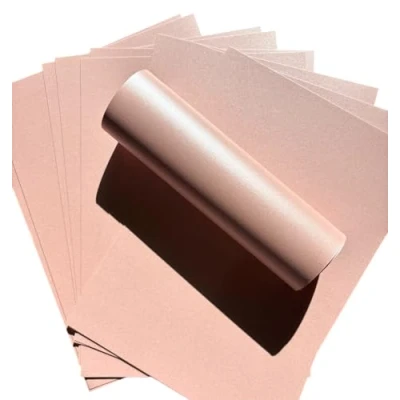 Afbeelding van 10 vellen dubbelzijdig A4 parelmoer roze zilver karton 300 g/m²