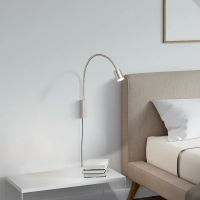 Afbeelding van LED wandlamp Justi, nikkelkleurig, hoogte 52 cm, metaal