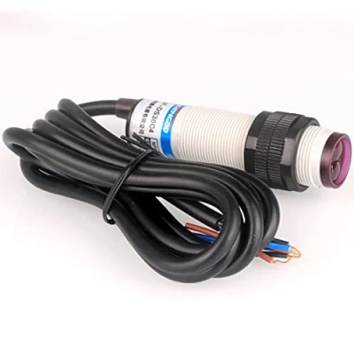 Afbeelding van GUUZI 30cm Verstelbare M18 Optische Diffuse Schakelaar Sensor Drie Lijnen NPN NO (Normaal Open) Nabijheid 6 36VDC E3F DS30C4