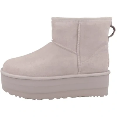 Afbeelding van UGG Classic MINI Platform Enkellaarsjes met plateauzool, Dames, Maat: 36, Pale smoke Veloursleer