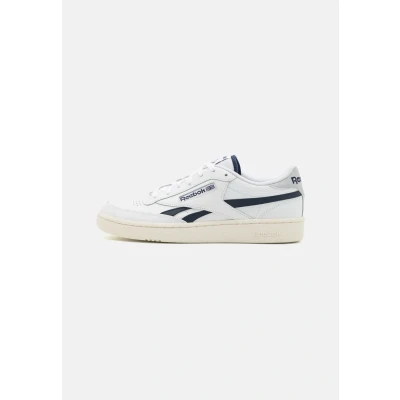 Afbeelding van Reebok Classic CLUB C Revenge Unisex Sneakers laag white/offwhite/dark blue, Maat: 34.5, White/off white/dark blue Leer