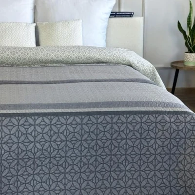 Afbeelding van Euromat Couvre lit matelassé avec 2 taies d&#039;oreiller de 40 x cm Gris foncé SY 7135, 220 240