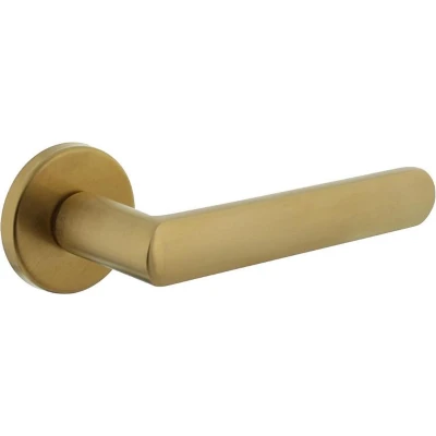 Afbeelding van Intersteel Deurkruk Sora met rozet ø49x7 mm messing mat titaan PVD