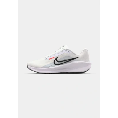 Afbeelding van Nike Performance Downshifter 13 Hardloopschoenen voor op de weg, Heren, Maat: 40, White/black/pure platinum/bright crimson Textiel/ synthetisch