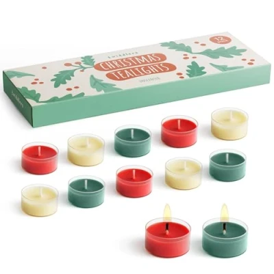 Afbeelding van THE TWIDDLERS Pack van 12 kersttheelichtjes 4 rood, donkergroen, wit Perfect voor vakantiedecoraties, kerst en feestelijke tafelinstellingen Hittebestendige houders 6 uur brandtijd
