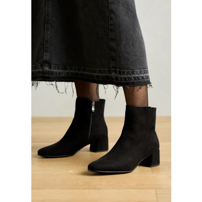 Afbeelding van MARCO TOZZI MT Soft Lining Dames Laarzen BLACK Maat 37