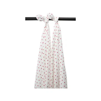 Afbeelding van Meyco Baby Sweet Heart swaddle 2 pack hydrofiel red 120x120cm