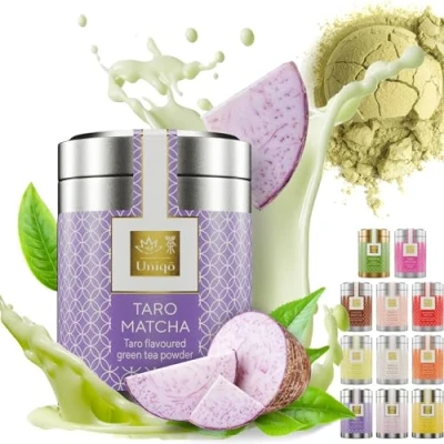 Afbeelding van Het matchapoeder met tarowortelsmaak van Tea Uniqo is ideaal voor bubbel of pure thee, zonder kunstmatige kleurstoffen en wordt geleverd in een elegante doos.